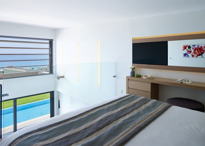 Atlantica Imperial Residences - Deluxe Duplex Suite Swim Up Sea View