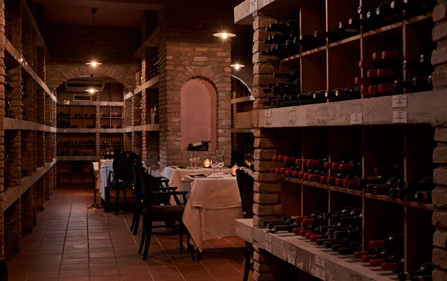 Atlantica Kalliston Resort - Wine Cellar Fine Dining